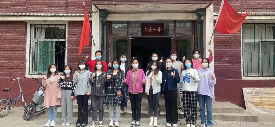 15bdc8174bc54bf1b5457999efa35c6c.jpg 15bdc8174bc54bf1b5457999efa35c6c.jpg