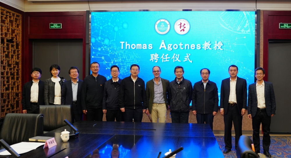 afe4e6349e914c72a971959bb1e6836b.jpg afe4e6349e914c72a971959bb1e6836b.jpg